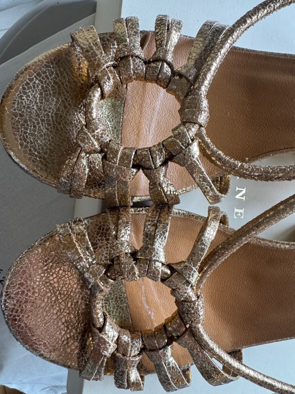 Sezane Gloria Gold Strap Block Heel Sandals - Picture 4 of 16